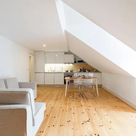 Cozy In Rua Augusta - Downtown Apartment